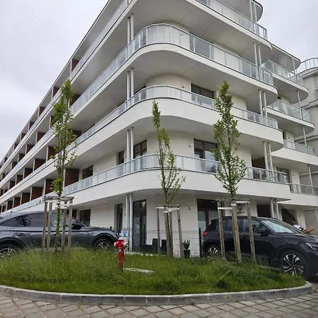 Baltic Breeze With Swimming Pool, 150 M From The Appartamento